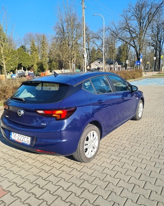 Opel Astra cena 34900 przebieg: 123000, rok produkcji 2017 z Kielce małe 92